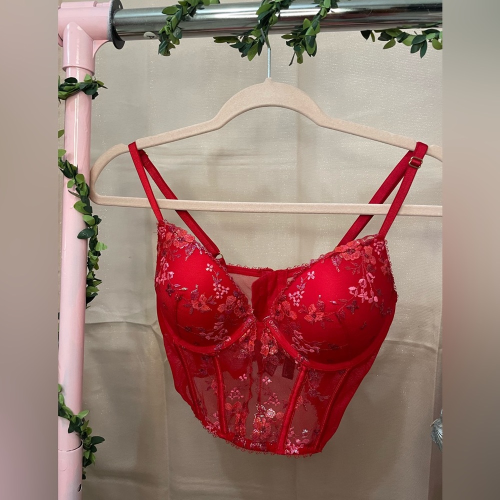 Victoria secret Red Bra ✨